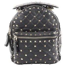 Valentino Garavani Rockstuds Spike Leather 2Way Backpack in Black Black
