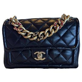 Chanel Classic Flap Sac en Cuir Matelassé Noir Noir