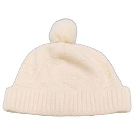 Louis Vuitton Cashmere Knit Hat Cream