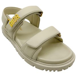 Christian Dior Dioract Sandalen aus beige Leder Beige