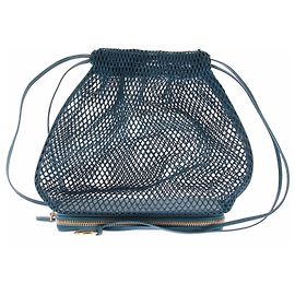 Alaïa Sac "Le Polochon" en résille bleue Bleu