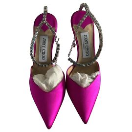 Jimmy Choo Saeda 100 Scarpins de Cetim Rosa com Cristais Rosa