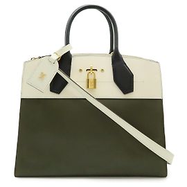 Sac à main en cuir Louis Vuitton City Steamer MM Vert