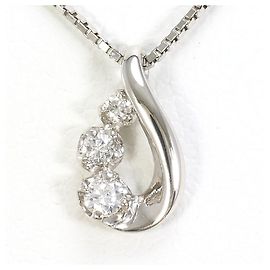 Autre Marque Collana in platino e diamanti Altro