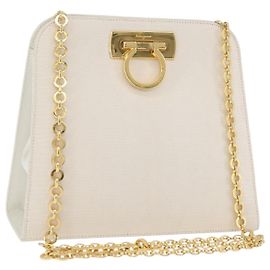 Bolsa de Ombro Salvatore Ferragamo Gancini Corrente de Couro Branco Ouro Auth BA13182 Branco Dourado