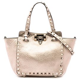 Sac Valentino Gold Mini Metallic Pebbled Calfskin Rockstud Trapeze Doré