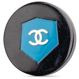 Chanel Black CC Resin Shield Brosche Schwarz