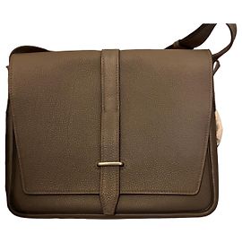 Hermès Steve Light en cuir Togo kaki Kaki