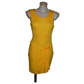 Moschino Cheap and Chic Robe Mini Jaune Jaune
