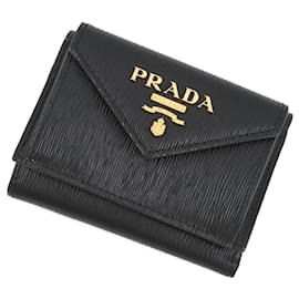 Prada Tri-fold Wallet Vitello Move Compact Black