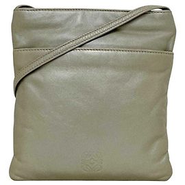 Mini bolsa de ombro Loewe Metallic Silver Prata