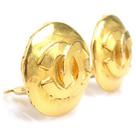 Boucles d'oreilles à clip dorées Chanel Doré