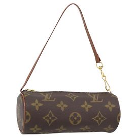 LOUIS VUITTON Monogram Papillon Pouch LV Auth 179923 Monograma