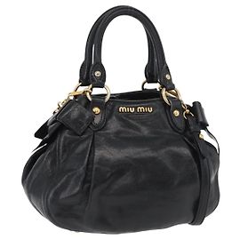 Bolsa Miu Miu de couro 2 formas Preta Dourada Auth 181913 Preto Dourado