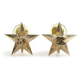 Boucles d'oreilles Chanel Gold Metal Stud Doré