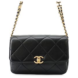 Borsa a Spalla Chanel Matelassé Mini Flap Nero