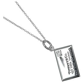 Colar de letra envelope Tiffany & Co. Prata