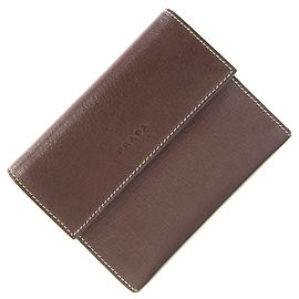 Prada Tri-fold Wallet in Dark Brown Leather Chocolate Dark brown