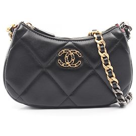 Sac Hobo Chanel 19 Matelassé Small Noir