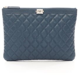 Borsa a mano clutch Chanel Boy Second Bag Blu navy