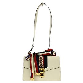 Bolsa de ombro Gucci Sylvie em couro Small Branco