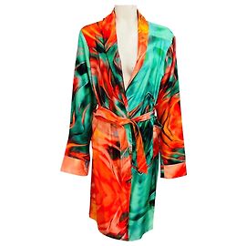 Autre Marque Bata de seda estampada multicolorida verde / naranja Aliette con cinturón Multicolor