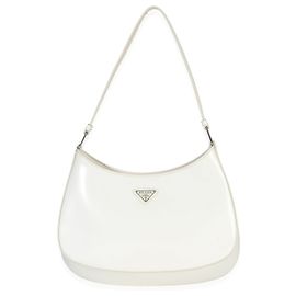 Bolsa Cleo em couro Spazzolato branco Prada Branco