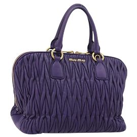 Bolsa de mão Miu Miu Matelasse de couro roxo e dourado Auth 183636V Dourado Roxo