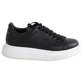 Alexander Mcqueen Tênis pretos Preto