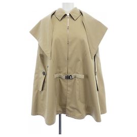 Mantella Christian Dior Beige