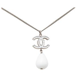 Chanel Silber CC Messing Harz Tropfen Anhänger Halskette Silber