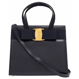 Bolsa de mão em couro Vara Ribbon Salvatore Ferragamo Preto Azul marinho