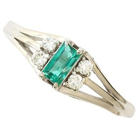 Autre Marque Platin-Ring mit Diamant und Smaragd Andere