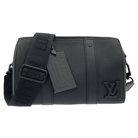 Louis Vuitton Calf Leather Shoulder Bag Black