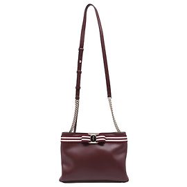 Salvatore Ferragamo Borsa a tracolla Ferragamo Vara Bow in pelle rossa Rosso Bordò