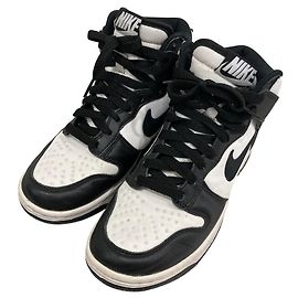Autre Marque Baskets Nike DUNK HIGH BY YOU Noir Blanc