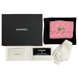 Chanel Boy Ledergeldbörse Pink