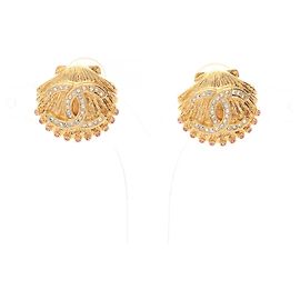 Chanel Coco Mark Shell Motif Earrings Multiple colors Golden