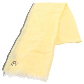 Hermès Echarpe Hermes NAOSHIMA em amarelo Amarelo
