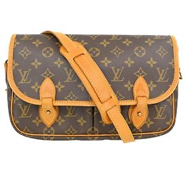 Louis Vuitton Sac Gibeciere Messenger Bag Monogram Canvas MM Marron