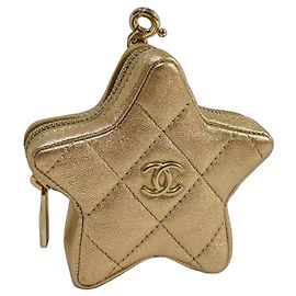 Chanel Porta-moedas Estrela Dourada Matelassê Dourado
