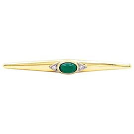 Broche Van Cleef & Arpels, or jaune, platine, chrysoprase cabochon et diamants.  Autre