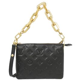 Borsa a tracolla Louis Vuitton Coussin BB in pelle di agnello Nero