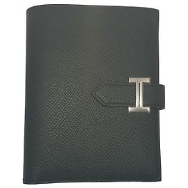 Hermès Bearn Compact Wallet in Noir Epsom Leather Black