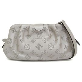 Clutch e borsa a tracolla Louis Vuitton Mahina Scala Mini Argento