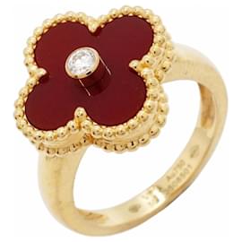 Anello Alhambra Van Cleef & Arpels Rosso