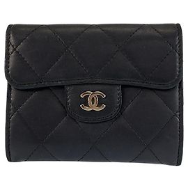 Monedero de cuero matelassé Chanel Negro