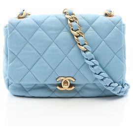 Borsa a Spalla Chanel Matelassé in Pelle di Agnello Blu Blu