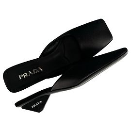 Prada Mules em cetim preto Preto