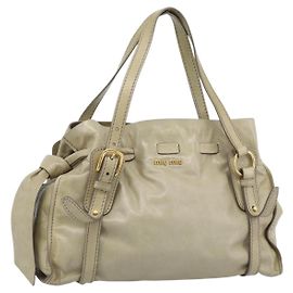 Bolsa Tote Miu Miu de couro verde e dourado Auth 183837SAM Dourado Verde